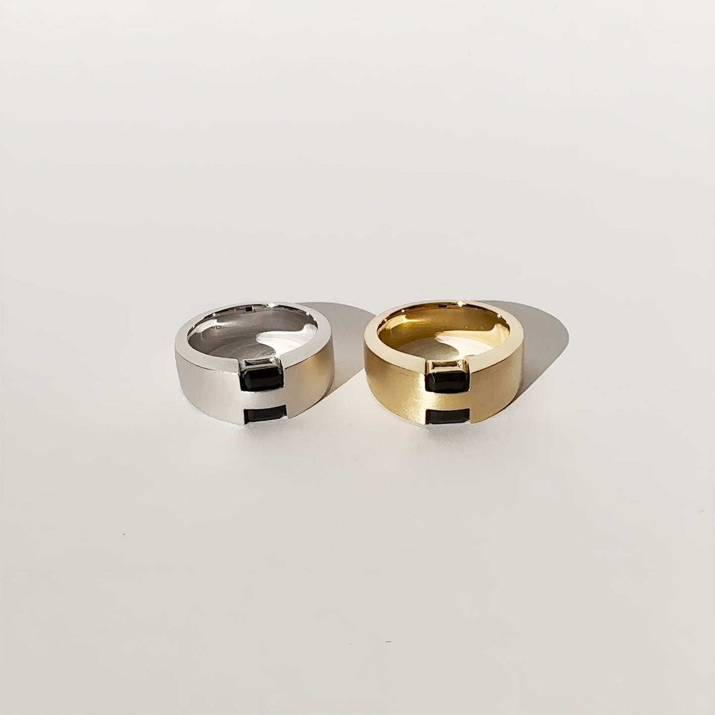 <Aoi's Design> hide and sparkle #exploring