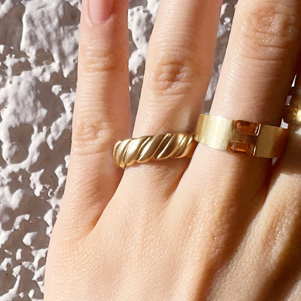 Spiral Ring Gold #exploring