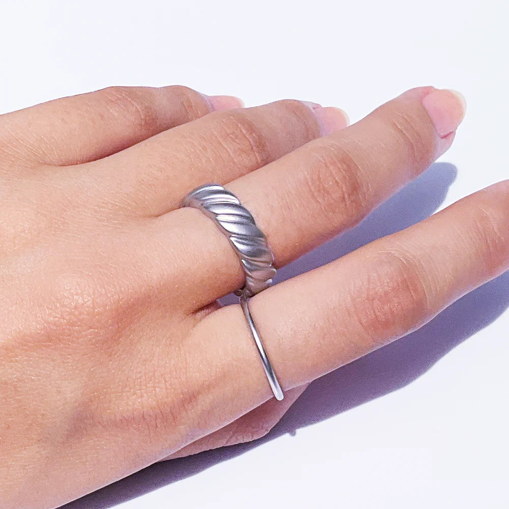 <Aki's Design> spiral ring #exploring