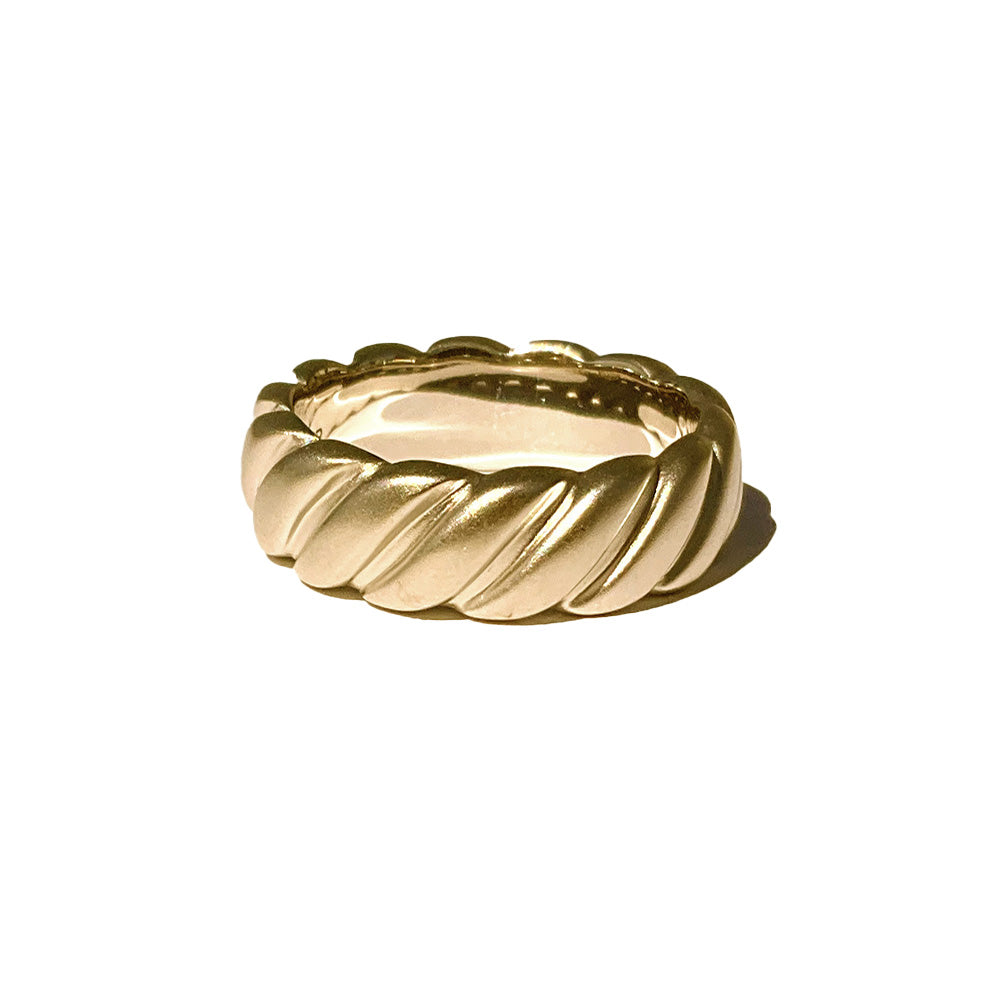 Spiral Ring Gold #exploring
