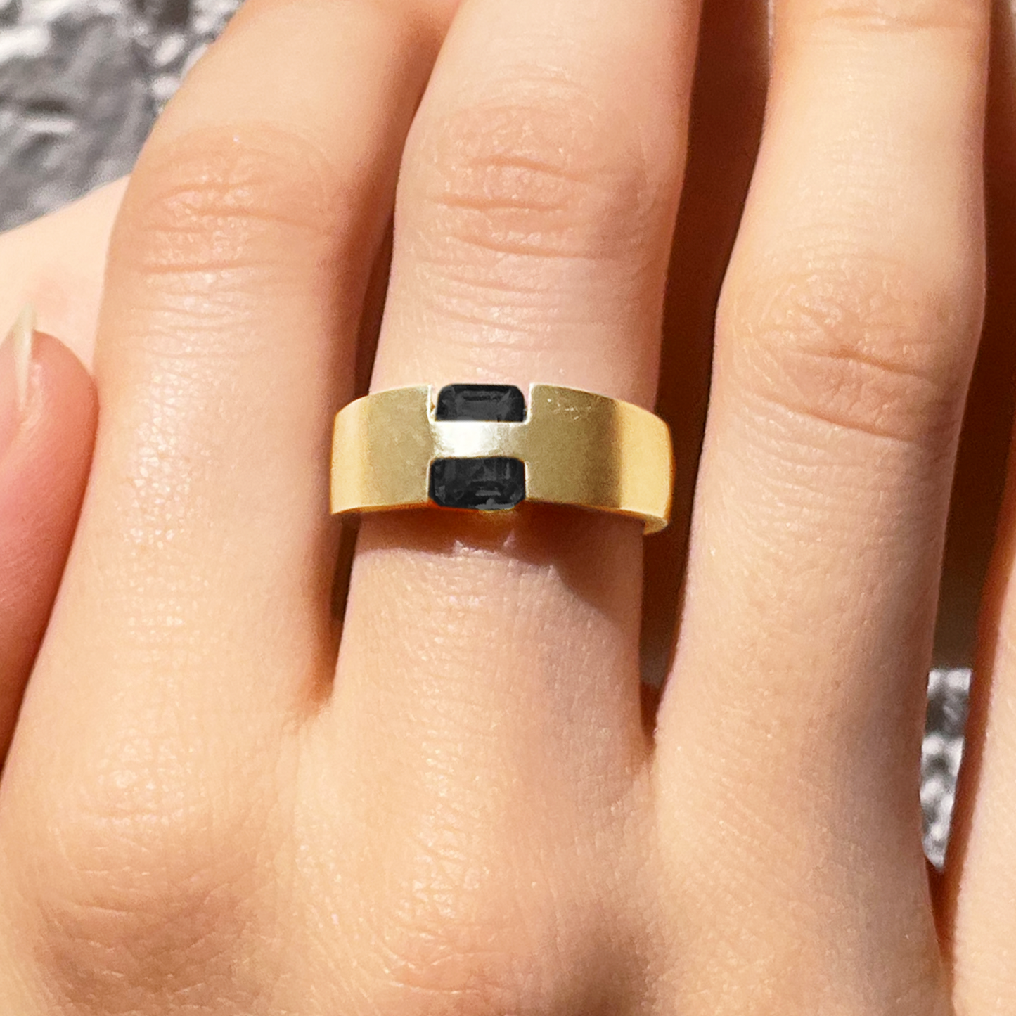 <Yuka's Design> hide and sparkle #exploring