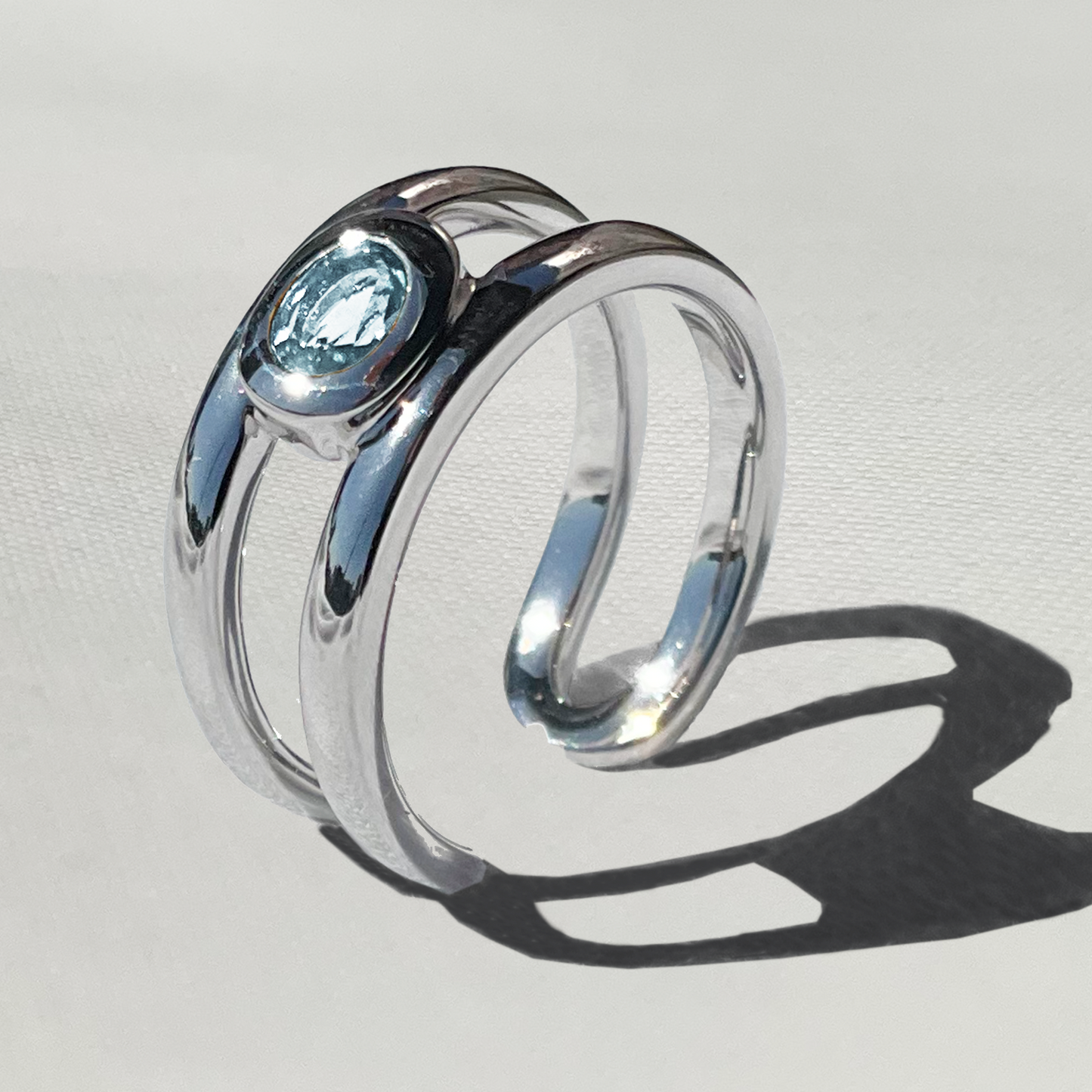 [Aquamarine] bind with oval silver #authentic